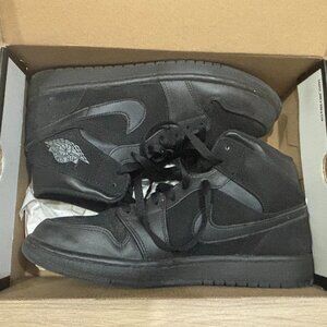 Air Jordan Mid 1 Black / Grey Black